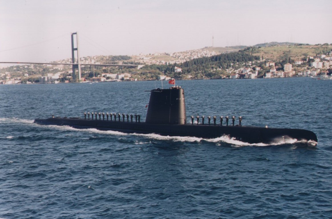 Uluçalireis Denizaltısı emekli oluyor