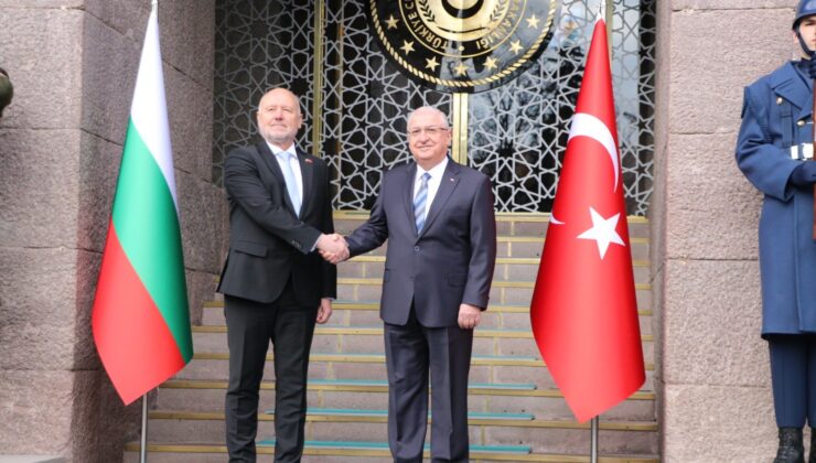 Milli Savunma Bakanı Güler, Bulgar mevkidaşı ile bir araya geldi