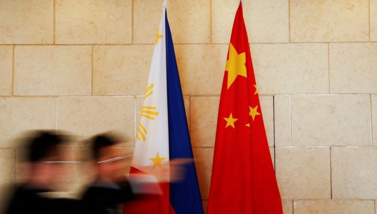 Çin ve Filipinler, Güney Çin Denizi’ndeki Gerilimi Düşürme Konusunda Anlaştı