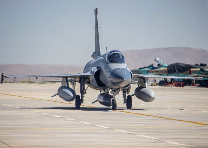 Pakistan-JF-17-Savas-Ucagi-1_cleanup