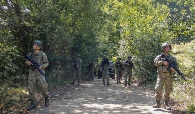 Türk Askeri Kosova-Sırbistan Sınırında Güvenlik İçin Görevde