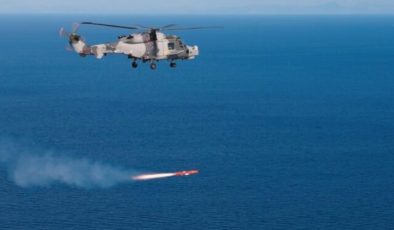 İngiltere, Wildcat Helikopterinden Fırlatılan Sea Venom Füzesiyle Gücünü Gösterdi