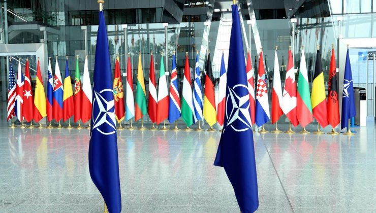 NATO Savunma Bakanları, Brüksel’de Toplandı