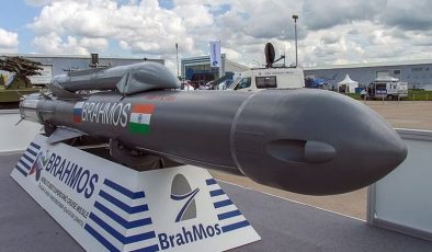 Hindistan ve Vietnam Arasında 700 Milyon Dolarlık BrahMos Füze Anlaşması