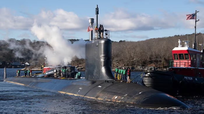 ABD Donanması Denizaltı USS Iowa’yı Teslim Aldı