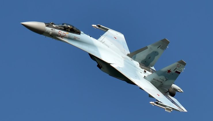 İran, İki Su-35SE Savaş Uçağını Teslim Aldı