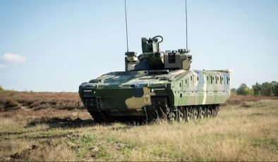 Ukrayna Rheinmetall’den İlk ZMA’sını Teslim Aldı