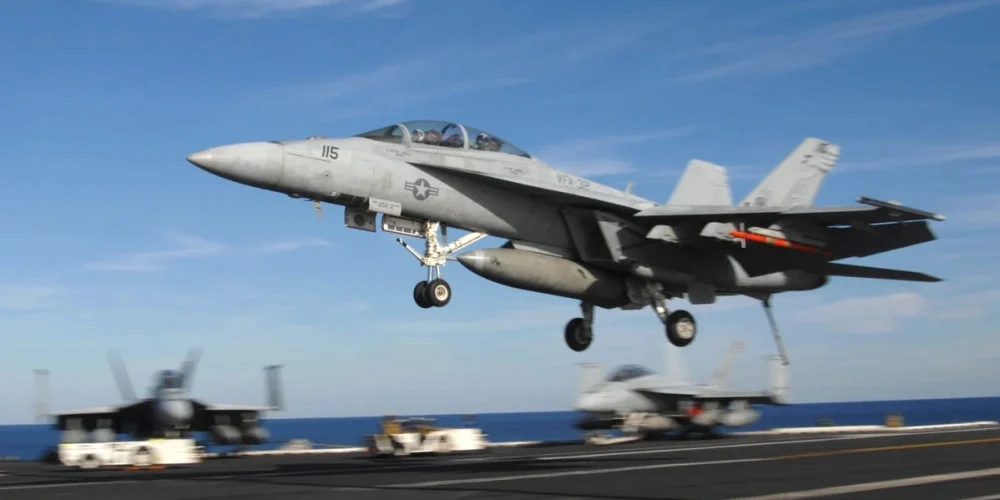f/a-18 abd savaş uçağı